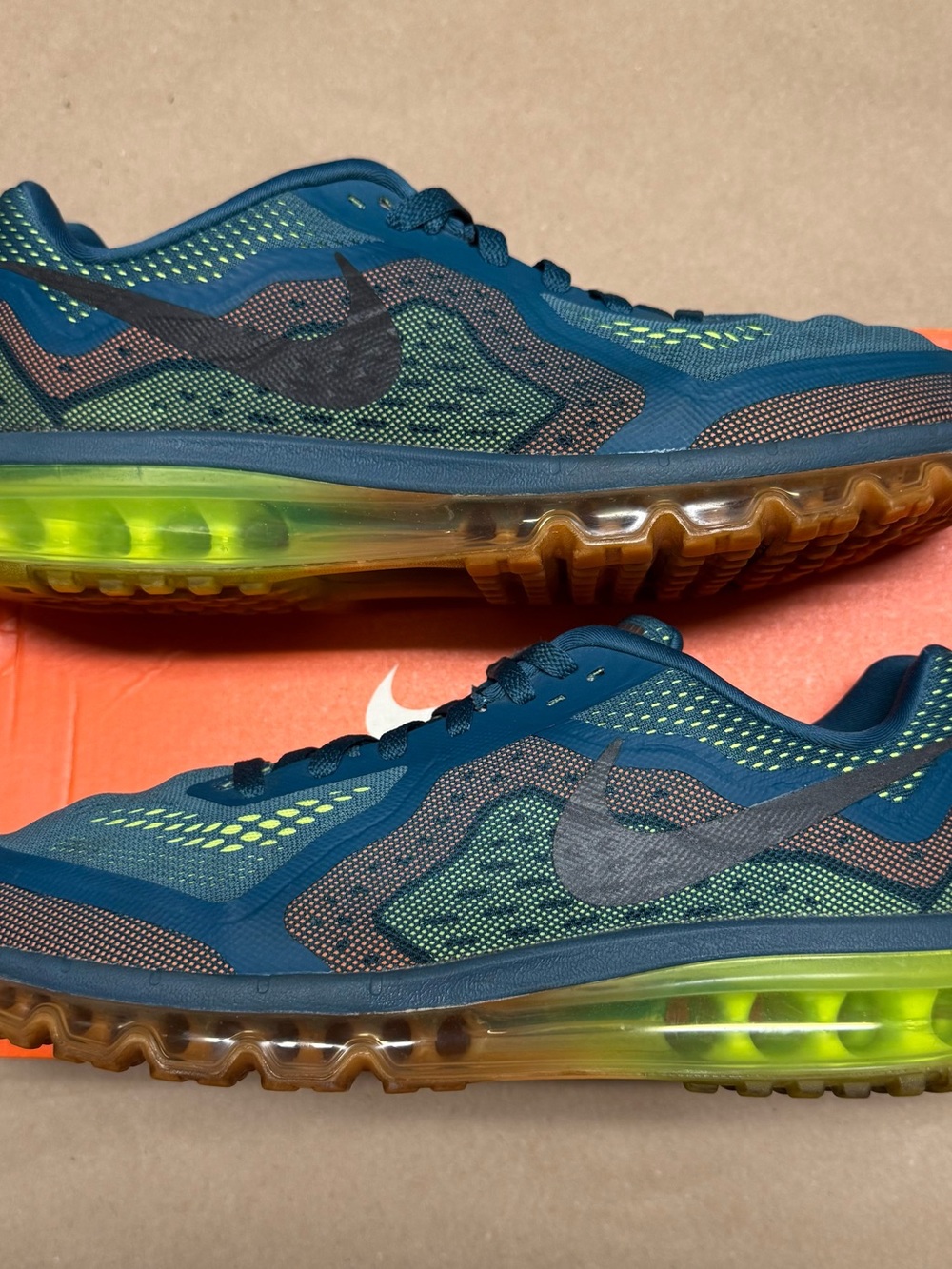 Nike Air Max 2014 Night Factor Men’s size 13 running shoes Rare!
